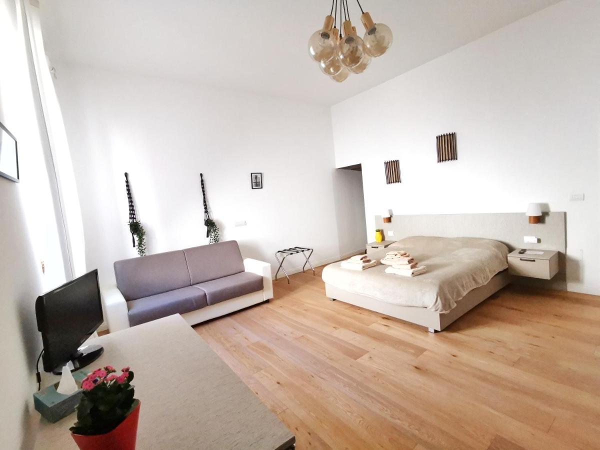 Hotel Casa Del Sole à Naples Extérieur photo